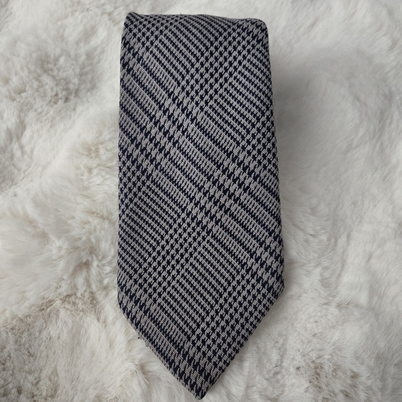 Fendi Men's Tie Hounds tooth Black Gray #080 - Picture 1 of 9